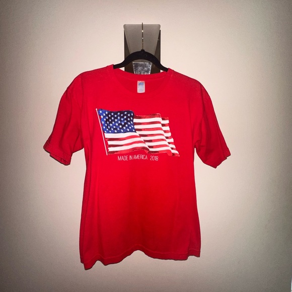 USA Flag Red T-Shirt Medium - Picture 1 of 2